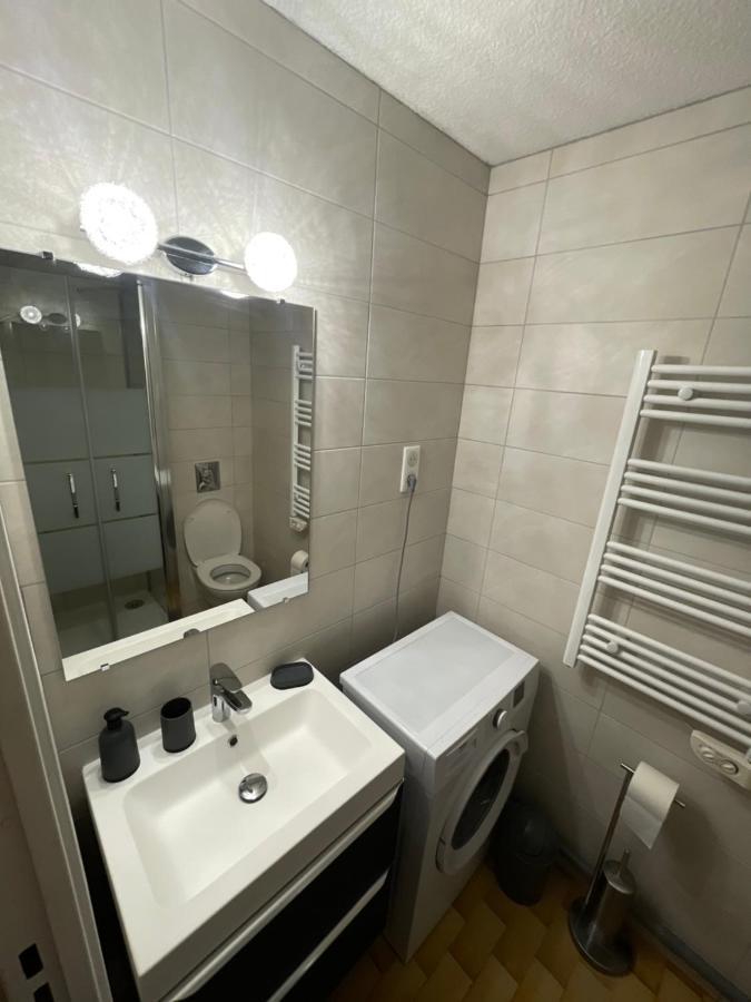 Studio Cabine Clim Wifi Parking Draps - 1 Etoile - Self Check-In Possible 라그랑모트 외부 사진